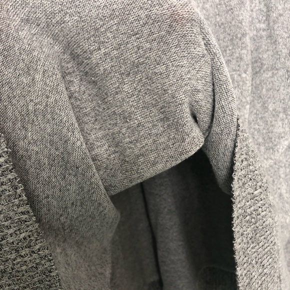 Ardene, Flowy long sleeve shirt, light grey - Picture 4 of 11